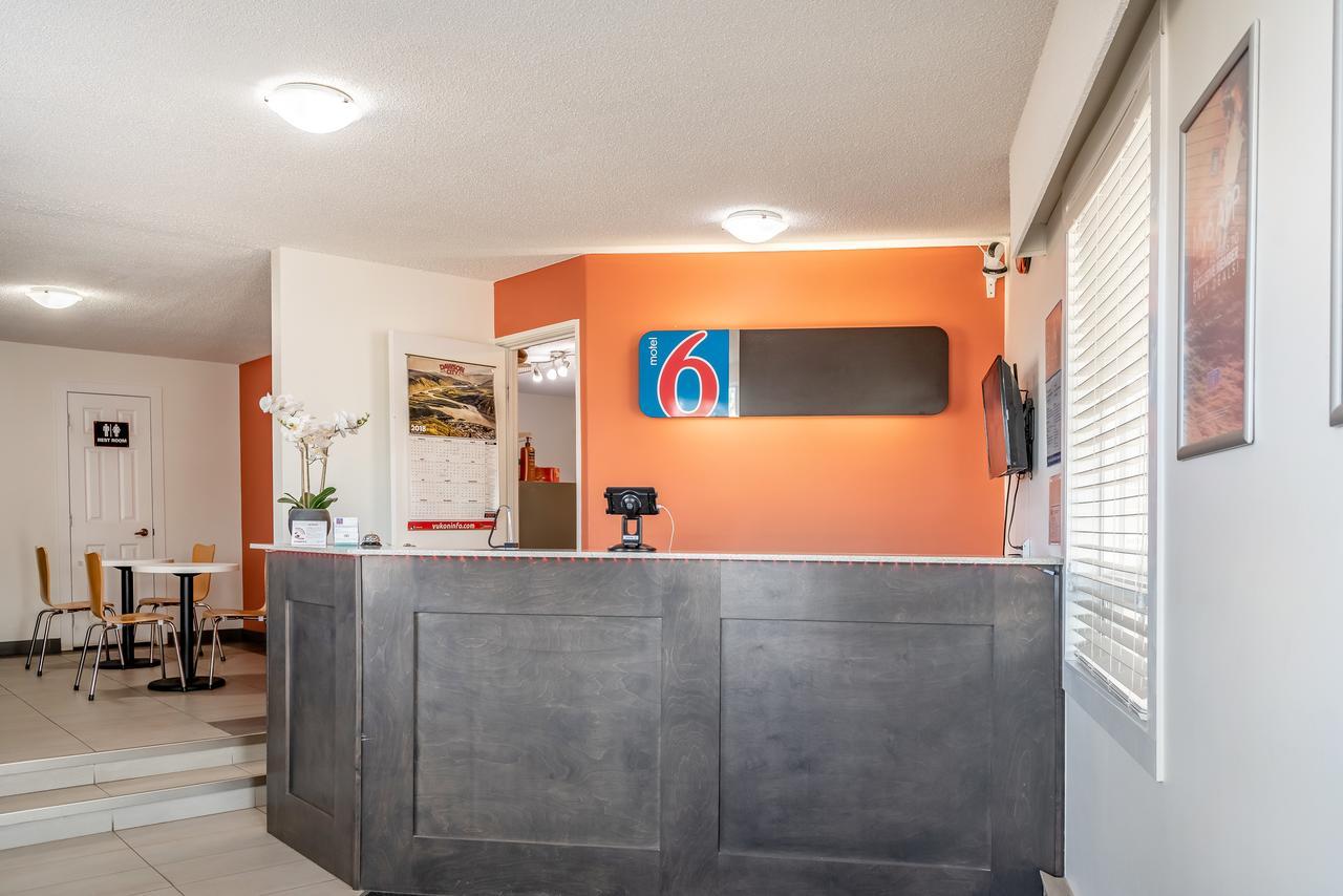 Motel 6-Fort Nelson, Bc מראה חיצוני תמונה