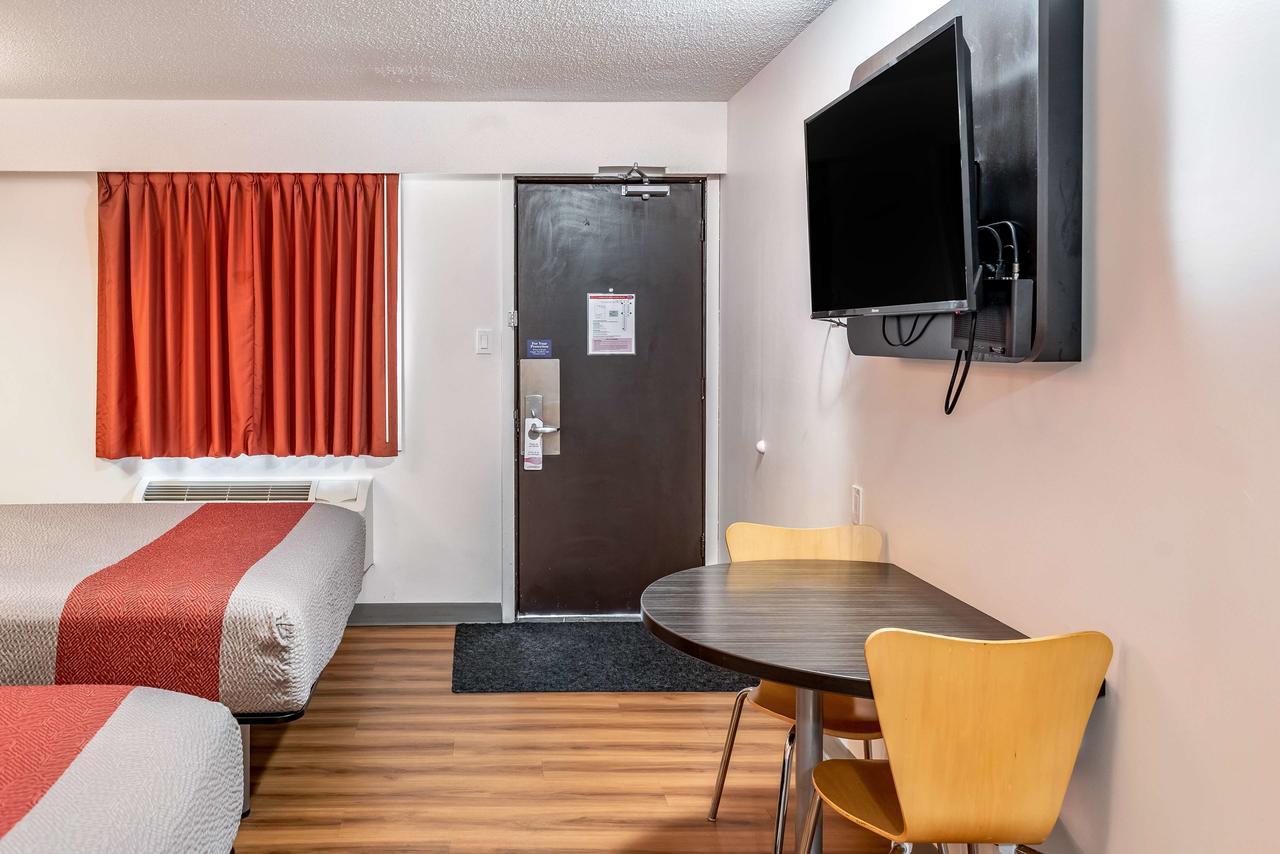 Motel 6-Fort Nelson, Bc מראה חיצוני תמונה